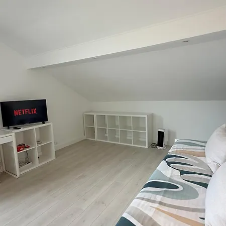 Calme Et Lumineux Proche Paris Et Aéroport Orly Apartamento *